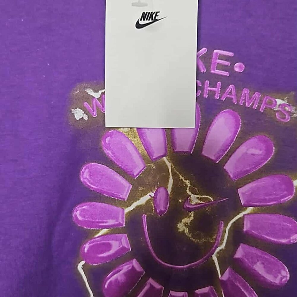 Nike t shirt kids size L - Picture 3 of 3